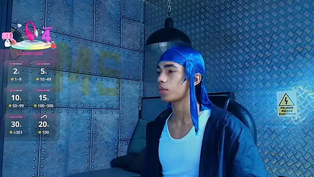 Snapshot of AlanCutee chatting on October 25, 2025, 1:01 pm AlanCutee online show from October 25, 2025, 1:01 pm