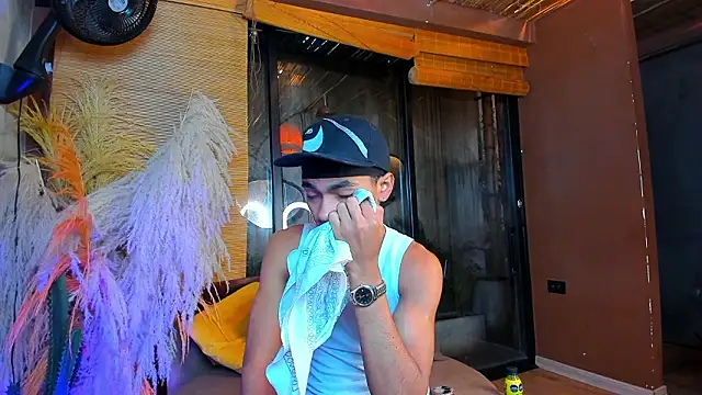 AlanCutee online show from January 15, 2026, 11:46 am