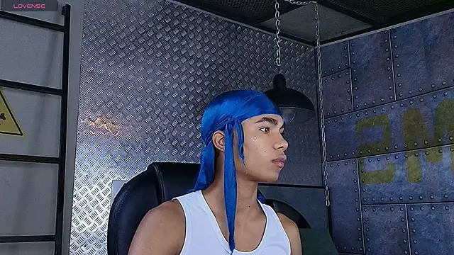 Snapshot of AlanCutee chatting on October 31, 2025, 11:18 am AlanCutee online show from October 31, 2025, 11:18 am