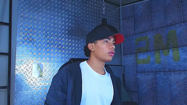 Snapshot of AlanCutee chatting on October 30, 2025, 11:08 am AlanCutee online show from October 30, 2025, 11:08 am