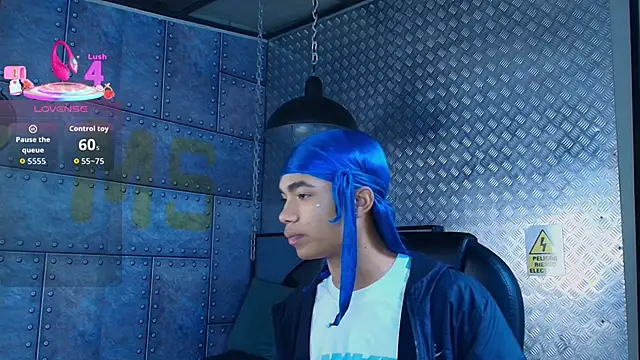 Snapshot of AlanCutee chatting on October 27, 2025, 12:28 pm AlanCutee online show from October 27, 2025, 12:28 pm