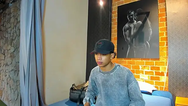 Snapshot of AlanCutee chatting on November 8, 2025, 11:36 am AlanCutee online show from November 8, 2025, 11:36 am