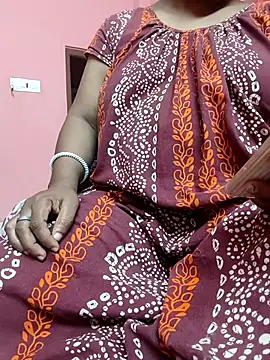 Snapshot of Cute-Swewty chatting on July 7, 2026, 3:04 pm Cute-Swewty online show from July 7, 2026, 3:04 pm
