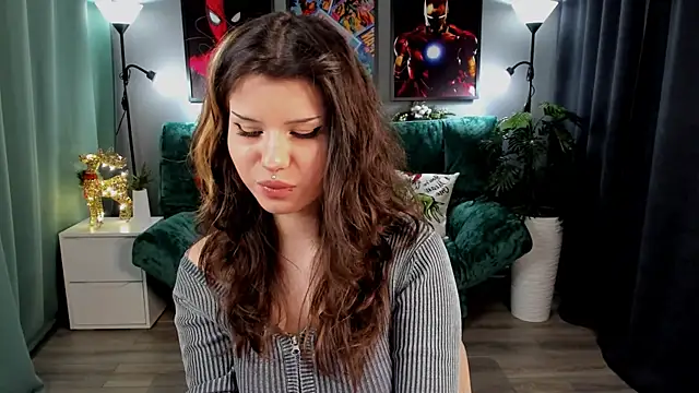 Snapshot of AnoraDark chatting on December 3, 2025, 6:40 pm AnoraDark online show from December 3, 2025, 6:40 pm