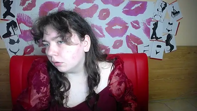 Snapshot of NeonilaLisova chatting on December 15, 2025, 12:11 pm NeonilaLisova online show from December 15, 2025, 12:11 pm