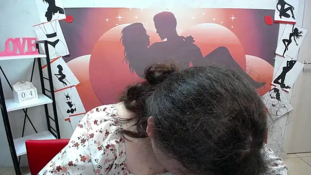 Snapshot of NeonilaLisova chatting on December 4, 2025, 6:23 am NeonilaLisova online show from December 4, 2025, 6:23 am