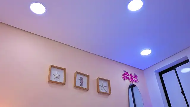  Grace turner  online show from April 17, 2026, 12:52 pm