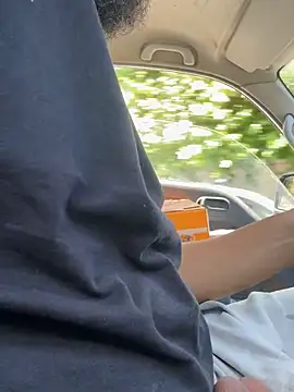 Smallboybigworld online show from February 12, 2026, 10:15 am