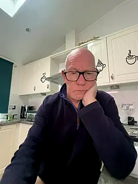 philefc online show from December 4, 2025, 10:25 am