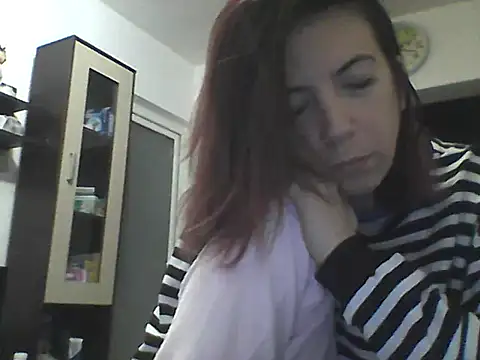 Anayssa  online show from February 28, 2026, 9:03 pm