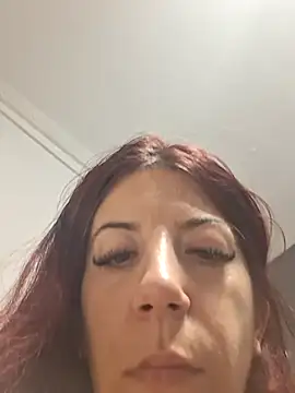 Anayssa  online show from October 16, 2025, 8:28 pm