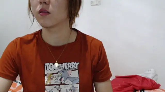 Snapshot of Dolly_Peach_ chatting on July 14, 2026, 6:47 pm Dolly Peach online show from July 14, 2026, 6:47 pm