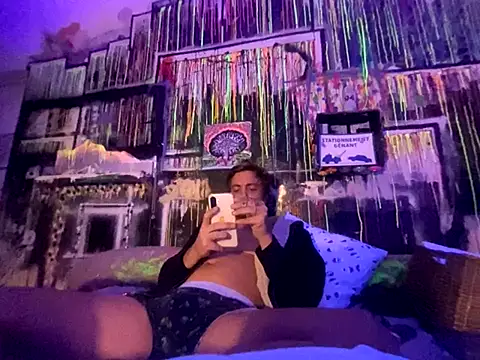 Snapshot of 3615-ULLA chatting on October 23, 2025, 11:36 pm 3615-ULLA online show from October 23, 2025, 11:36 pm