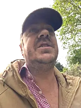 3615-ULLA online show from April 13, 2026, 8:51 am