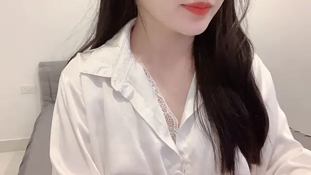 Snapshot of ___Lily___ chatting on June 17, 2026, 4:28 pm Lily online show from June 17, 2026, 4:28 pm