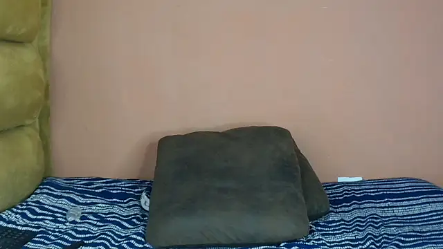 Snapshot of SexxyAddiict chatting on November 12, 2025, 5:22 am SexxyAddiict online show from November 12, 2025, 5:22 am