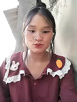 Snapshot of saronla_03 chatting on October 11, 2025, 9:32 am saronla 03 online show from October 11, 2025, 9:32 am