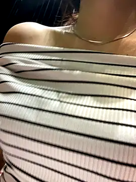 Snapshot of __BabyShowPublic__ chatting on November 15, 2025, 3:16 pm BabyShowPublic online show from November 15, 2025, 3:16 pm