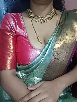 Snapshot of Thamilmegalai chatting on September 16, 2025, 6:31 pm Thamilmegalai online show from September 16, 2025, 6:31 pm