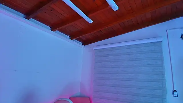 emma madi online show from September 26, 2025, 12:01 pm