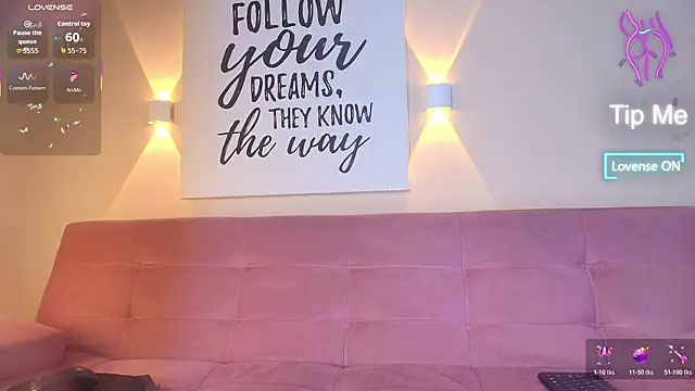 Snapshot of SunnyGilmoree chatting on November 8, 2025, 8:12 pm SunnyGilmoree online show from November 8, 2025, 8:12 pm