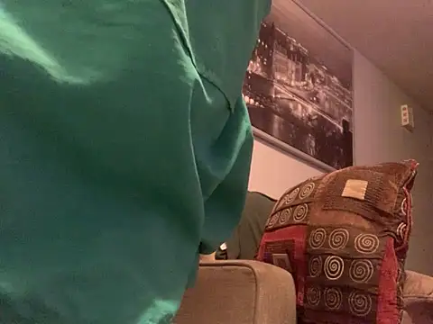 Insurance-03 online show from October 1, 2025, 4:39 am