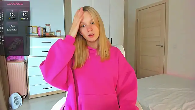 Snapshot of _Gentle_Angel_Melissa_ chatting on December 1, 2025, 5:08 am Gentle Angel Melissa online show from December 1, 2025, 5:08 am