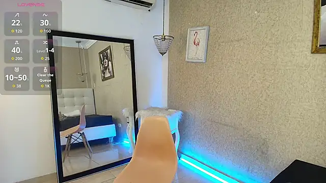 Snapshot of Miladiosa chatting on October 23, 2025, 12:15 pm Miladiosa online show from October 23, 2025, 12:15 pm