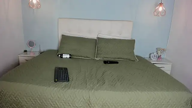 Anny mayyer online show from April 16, 2026, 2:51 pm