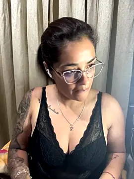Snapshot of Camila_Garcia_ chatting on September 21, 2025, 6:29 am Camila Garcia  online show from September 21, 2025, 6:29 am