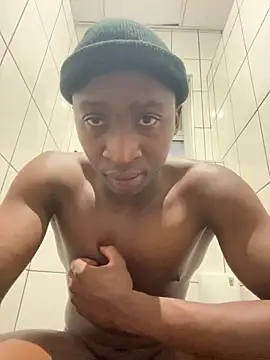 Totiiiiiiiiiiiiiiiiii online show from October 6, 2025, 6:08 pm