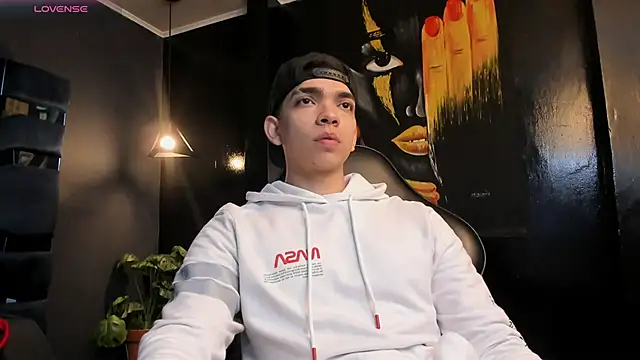 Eryonbradley online show from November 10, 2025, 11:26 am