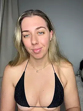 Snapshot of louiseberkeley chatting on May 25, 2026, 7:07 am louiseberkeley online show from May 25, 2026, 7:07 am