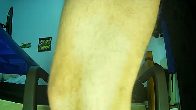 Snapshot of Alejandro_b0y chatting on November 14, 2025, 10:35 pm Alejandro b0y online show from November 14, 2025, 10:35 pm