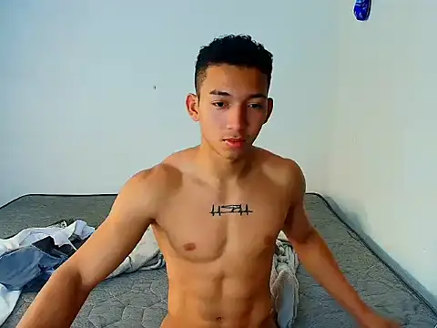 Snapshot of JuanchiT66 chatting on November 14, 2025, 8:07 am JuanchiT66 online show from November 14, 2025, 8:07 am