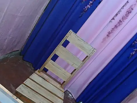 Snapshot of lovely_bunnyy chatting on November 30, 2025, 10:38 am lovely bunnyy online show from November 30, 2025, 10:38 am