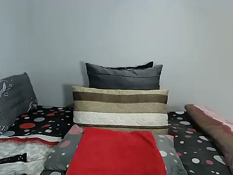 BigPussy10xx online show from October 29, 2025, 1:21 pm