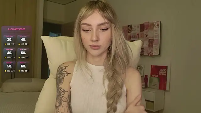 Lunainnk online show from February 22, 2026, 7:04 pm