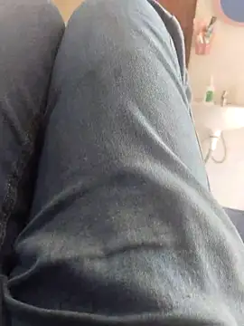 Snapshot of whitelady15 chatting on November 9, 2025, 8:07 am whitelady15 online show from November 9, 2025, 8:07 am