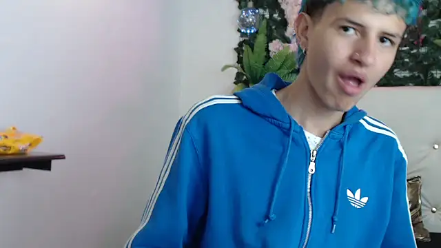 Snapshot of iam_lukas__ chatting on October 3, 2025, 2:26 am iam lukas online show from October 3, 2025, 2:26 am