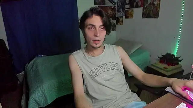 Snapshot of golden_ryyan chatting on April 25, 2026, 6:05 am golden ryyan online show from April 25, 2026, 6:05 am