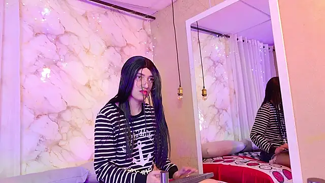 Snapshot of michaelmistress chatting on November 5, 2025, 11:57 am michaelmistress online show from November 5, 2025, 11:57 am