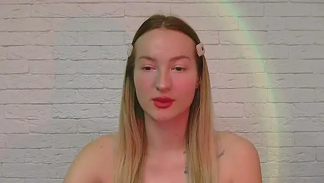 Snapshot of Alice_Sweet_01 chatting on November 10, 2025, 3:17 pm Alice Sweet 01 online show from November 10, 2025, 3:17 pm