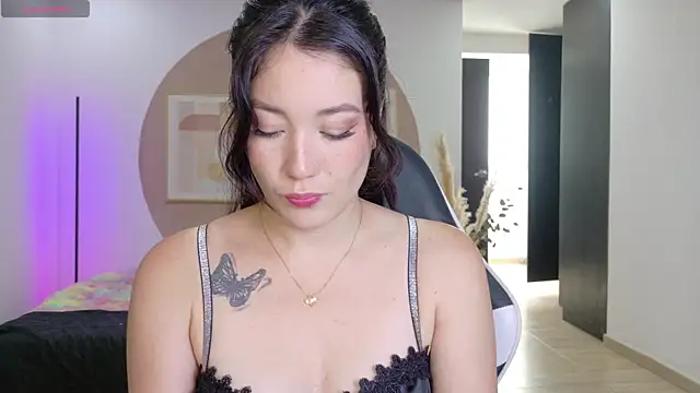 Eliih 01 online show from June 5, 2026, 4:35 pm