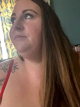 Snapshot of Domimommy420 chatting on October 25, 2025, 5:35 pm Domimommy420 online show from October 25, 2025, 5:35 pm