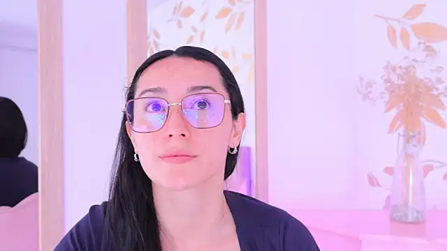 Ginevra esposito online show from September 24, 2025, 12:33 pm