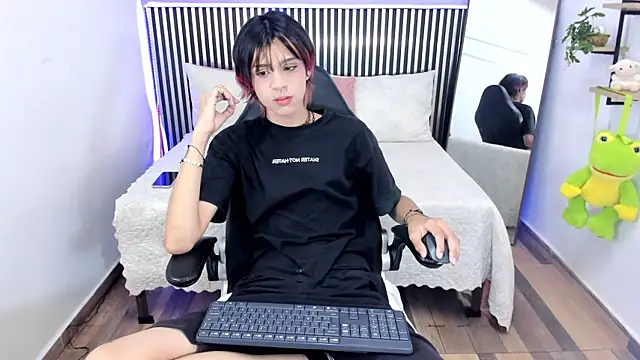 Dan Copers online show from September 15, 2025, 1:44 pm