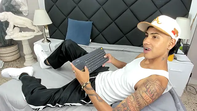 Denis Carpenter online show from November 29, 2025, 7:25 pm