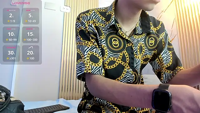 Ivone Rose  online show from November 14, 2025, 12:09 pm