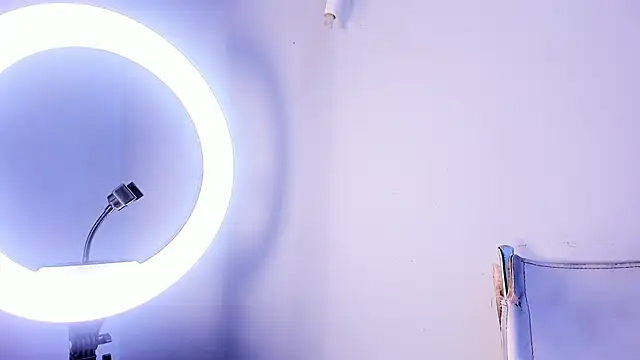 ThiagoCollin online show from September 18, 2025, 9:07 pm